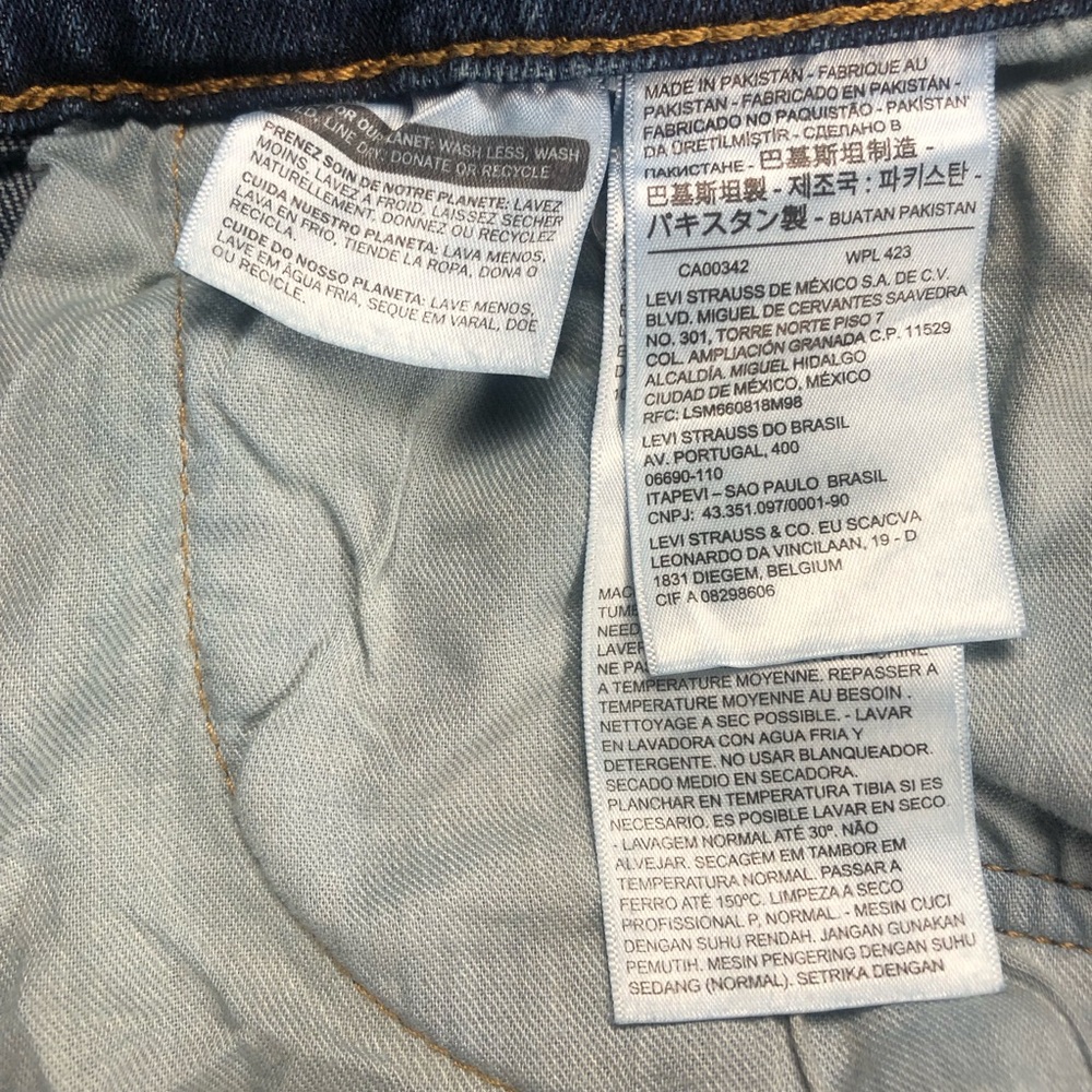 Levi’s Men’s 505 Regular Fit Jeans - Picture 10 of 13